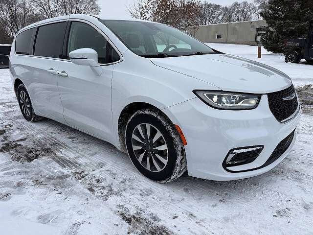 2022 CHRYSLER Pacifica