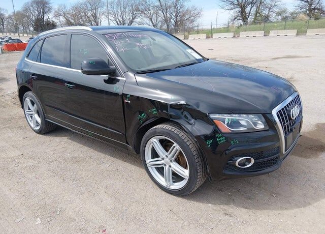 2011 AUDI Q5