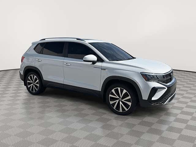 2023 VOLKSWAGEN Taos 4Motion