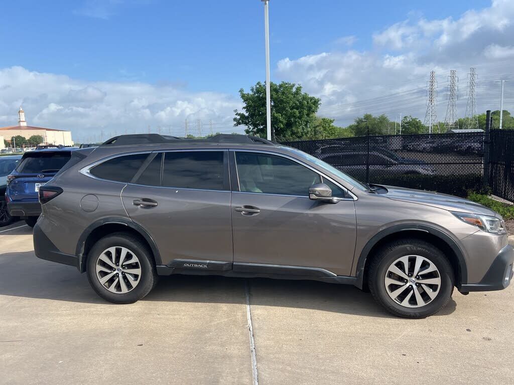 2021 SUBARU Outback