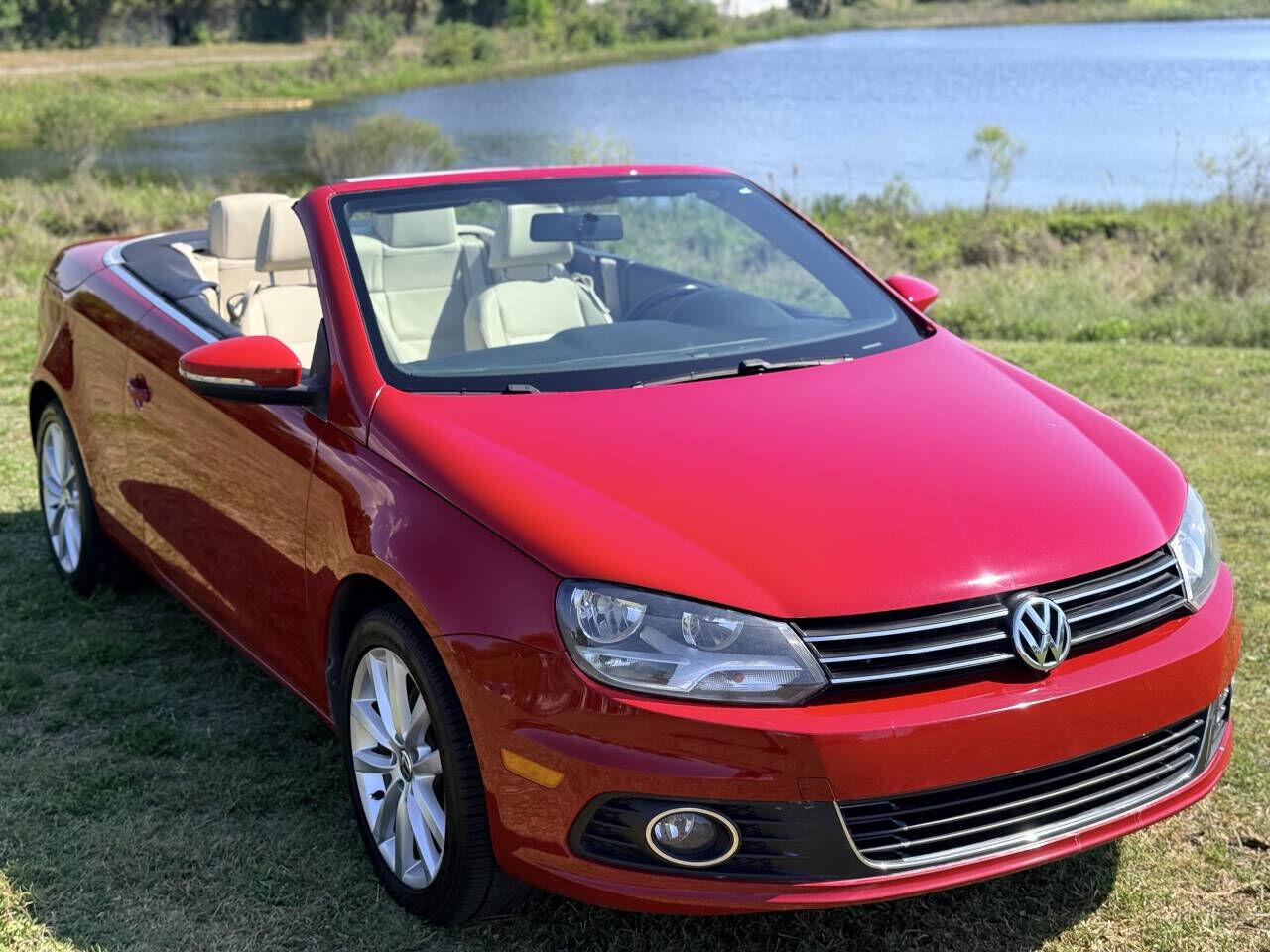 2012 VOLKSWAGEN Eos