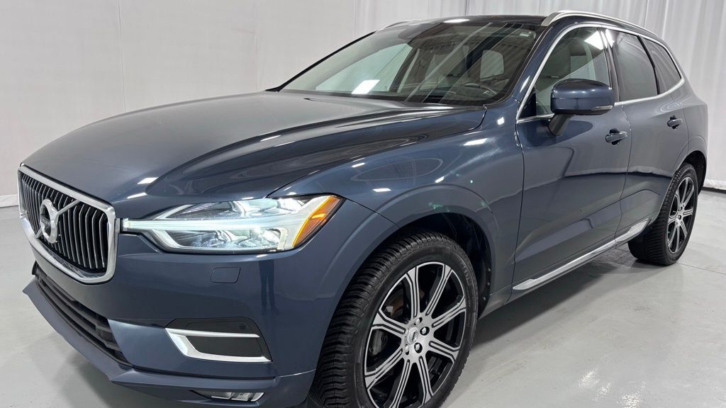 2020 VOLVO XC60
