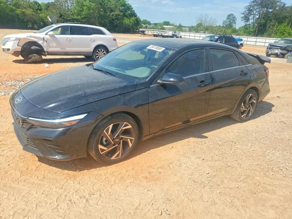 2024 HYUNDAI Elantra