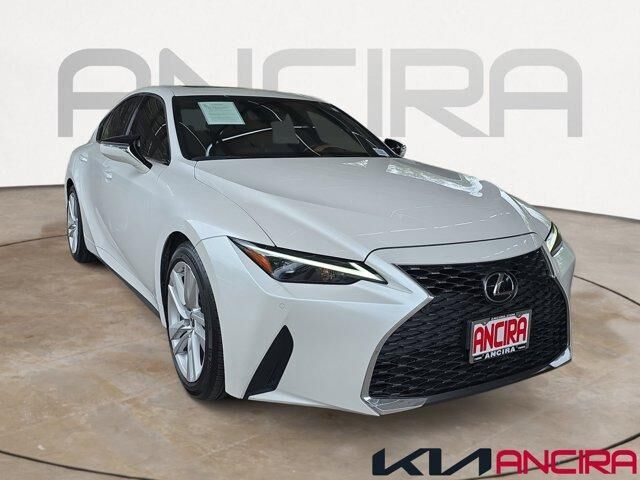 2021 LEXUS IS