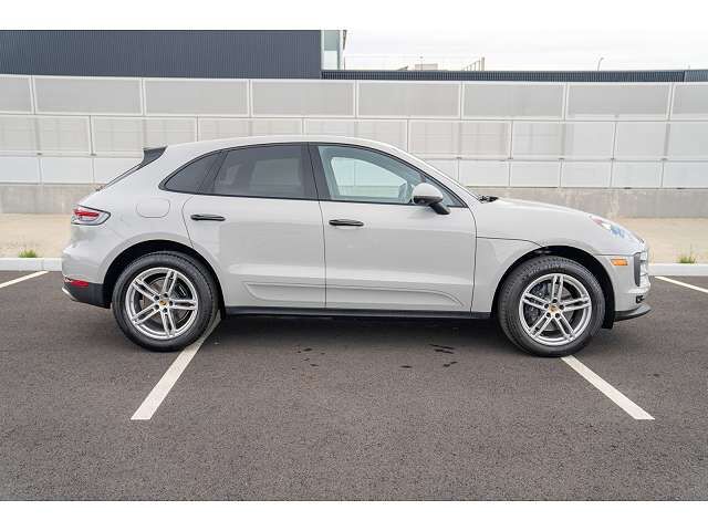 2021 PORSCHE Macan