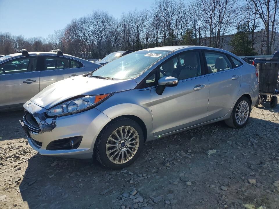 2015 FORD Fiesta