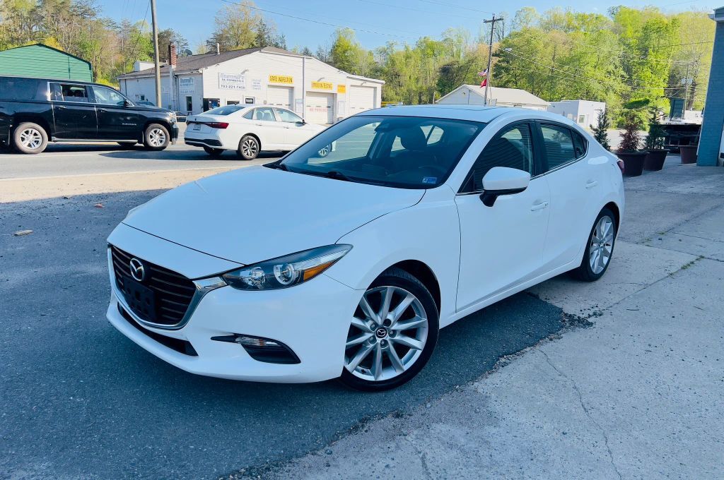 2017 MAZDA Mazda3