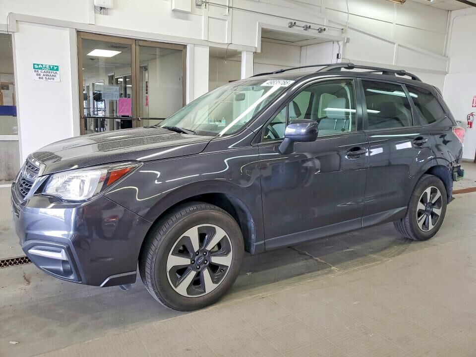 2017 SUBARU Forester