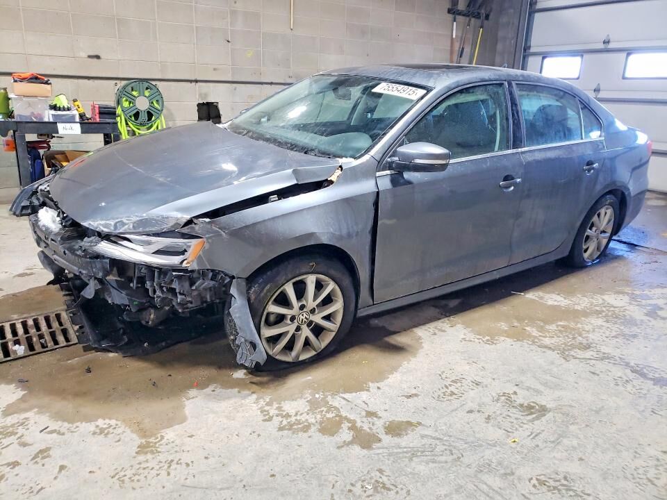 2014 VOLKSWAGEN Jetta