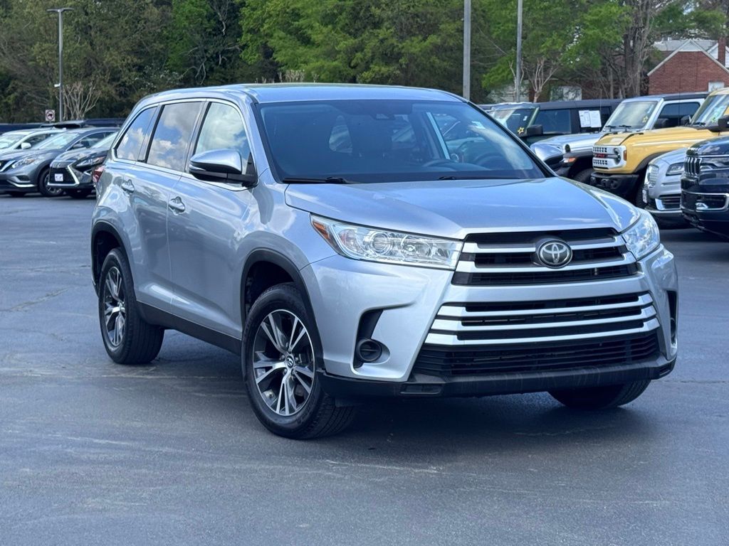 2019 TOYOTA Highlander
