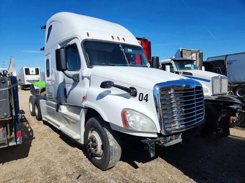 2015 FREIGHTLINER Cascadia