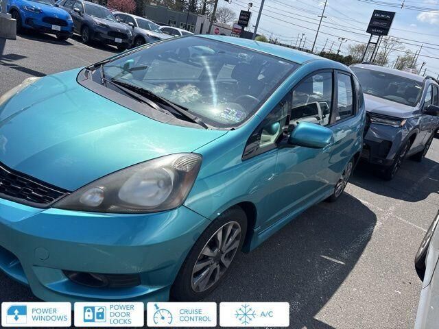 2013 HONDA Fit