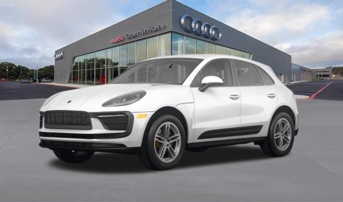 2022 PORSCHE Macan