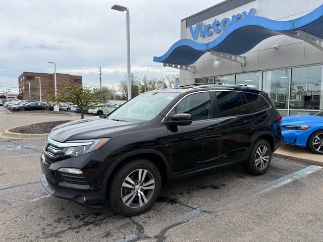 2017 HONDA Pilot