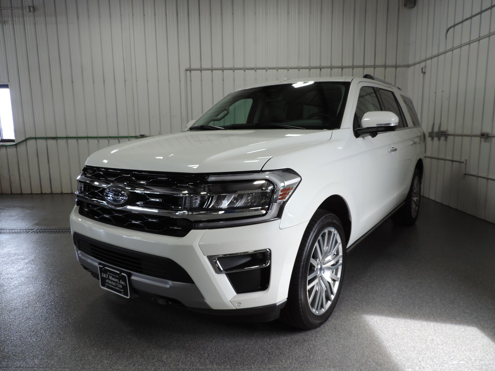 2023 FORD Expedition