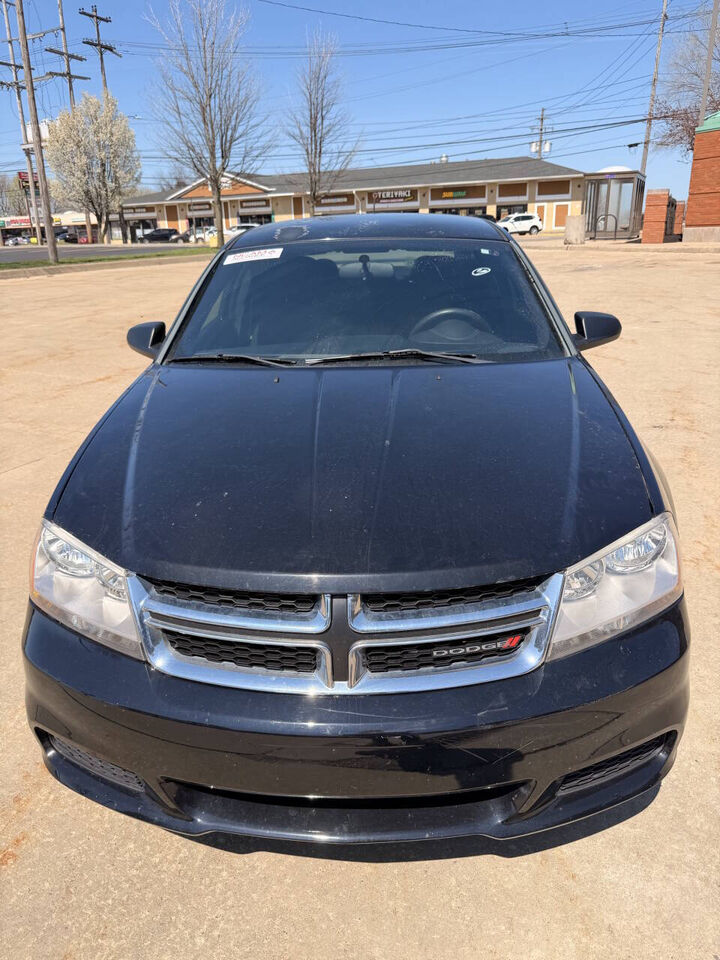 2013 DODGE Avenger