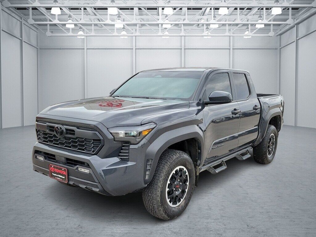 2024 TOYOTA Tacoma