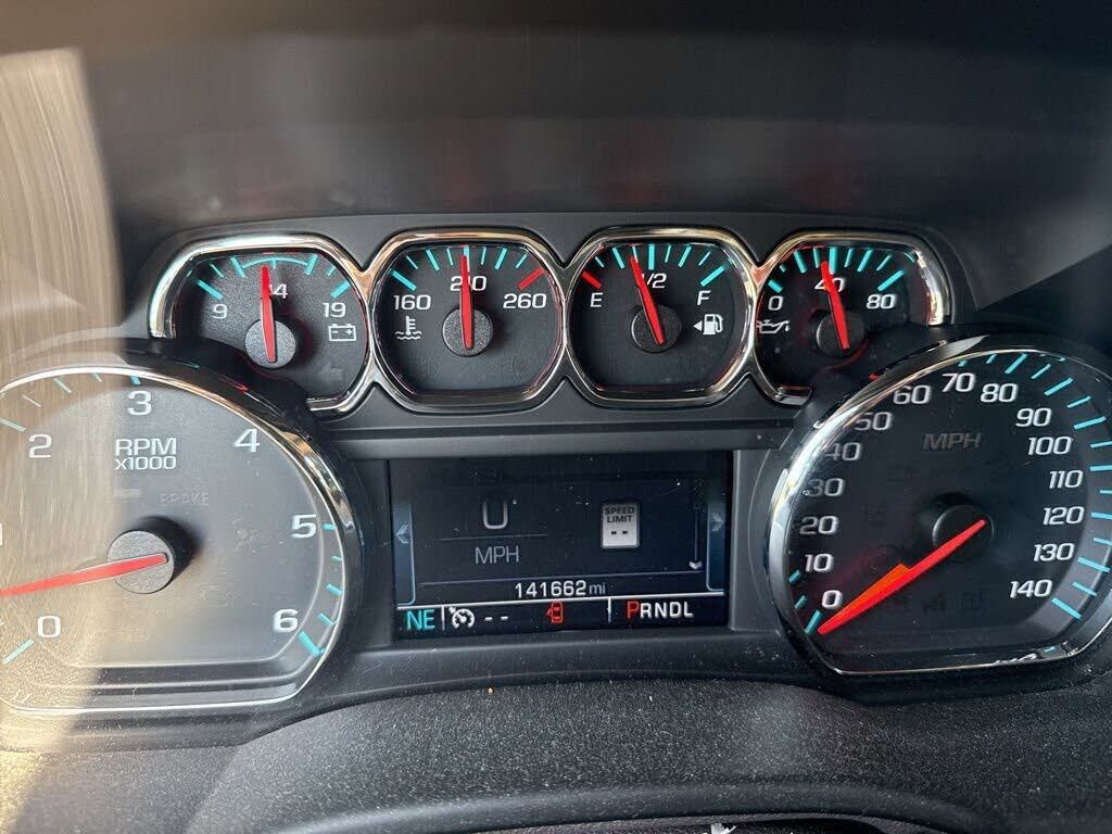 2017 CHEVROLET Tahoe