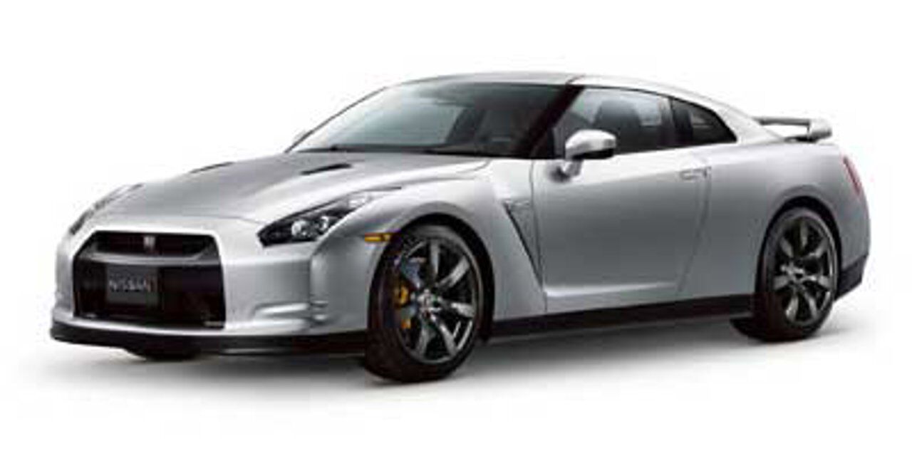 2010 NISSAN GT-R