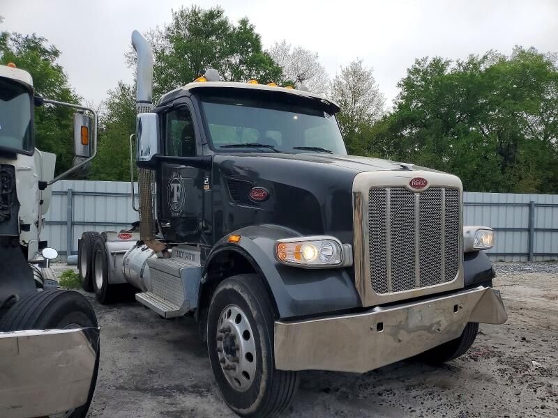 2023 PETERBILT 567