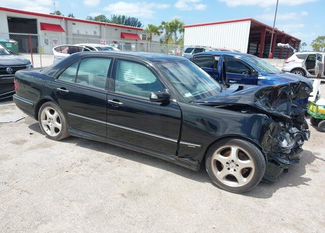 2002 MERCEDES-BENZ E-Class