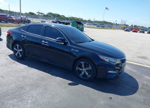 2019 KIA Optima