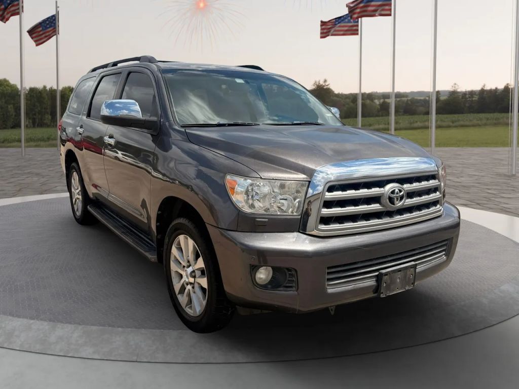 2012 TOYOTA Sequoia