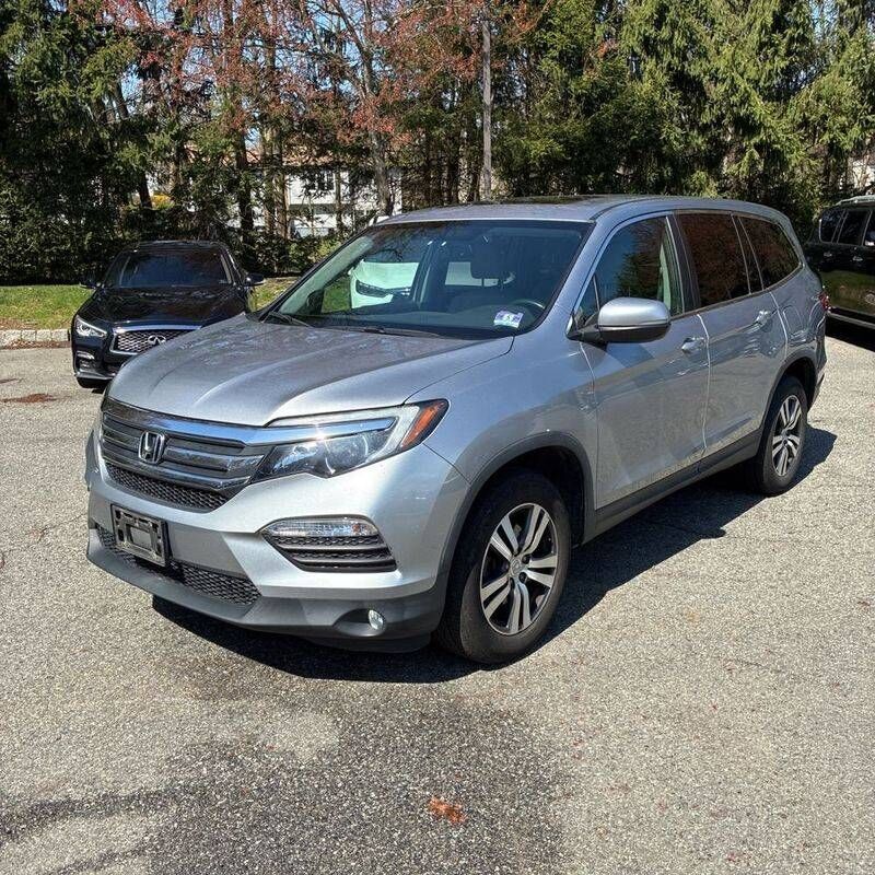 2017 HONDA Pilot