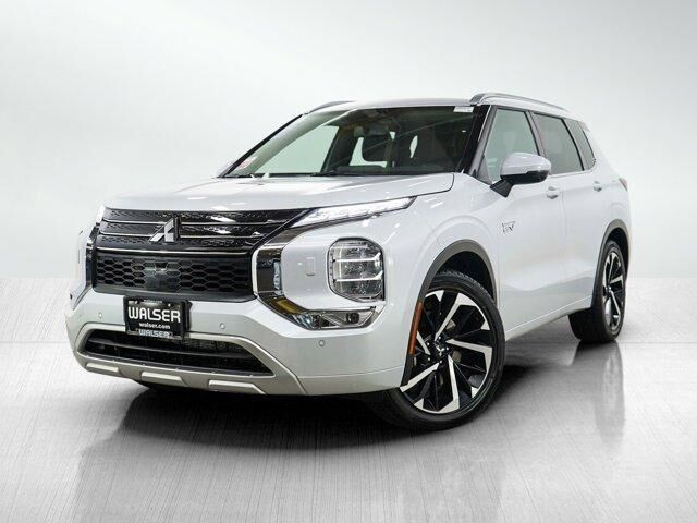 2023 MITSUBISHI Outlander