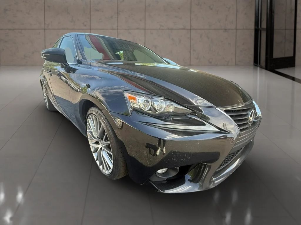 2015 LEXUS IS