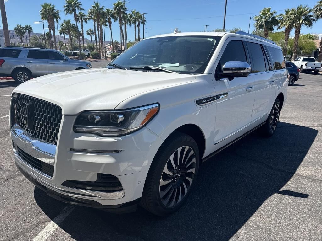 2022 LINCOLN Navigator L