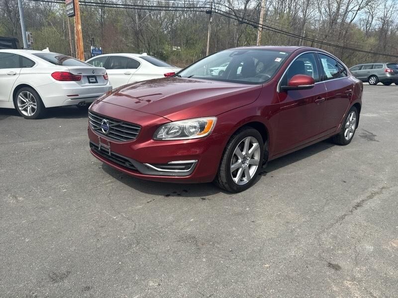 2016 VOLVO S60