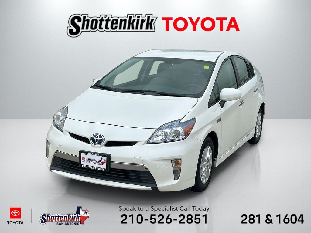 2014 TOYOTA Prius