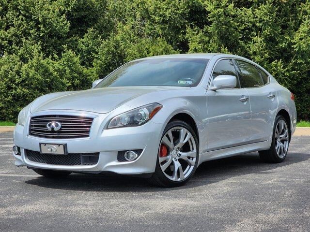2013 INFINITI M56