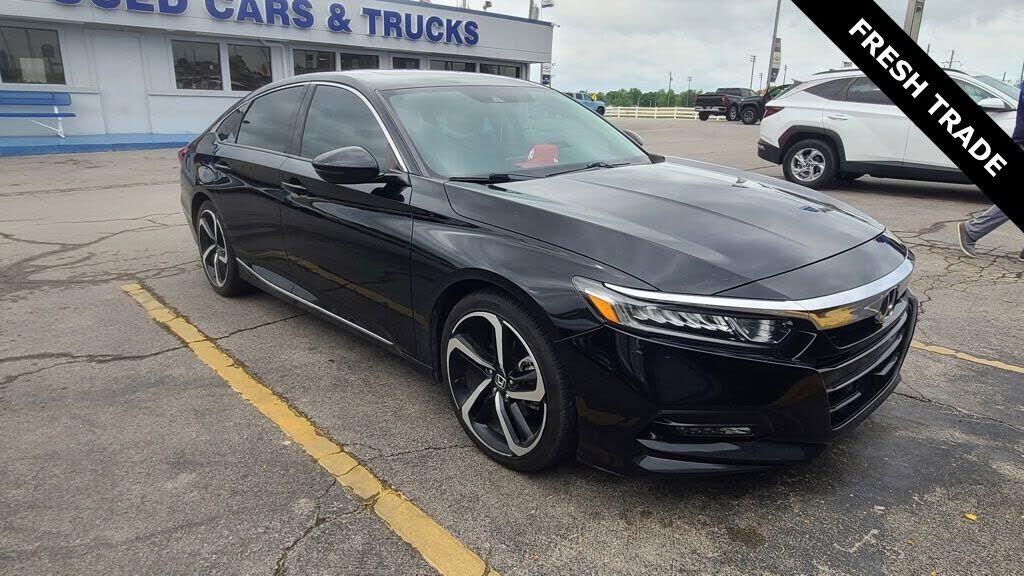 2019 HONDA Accord