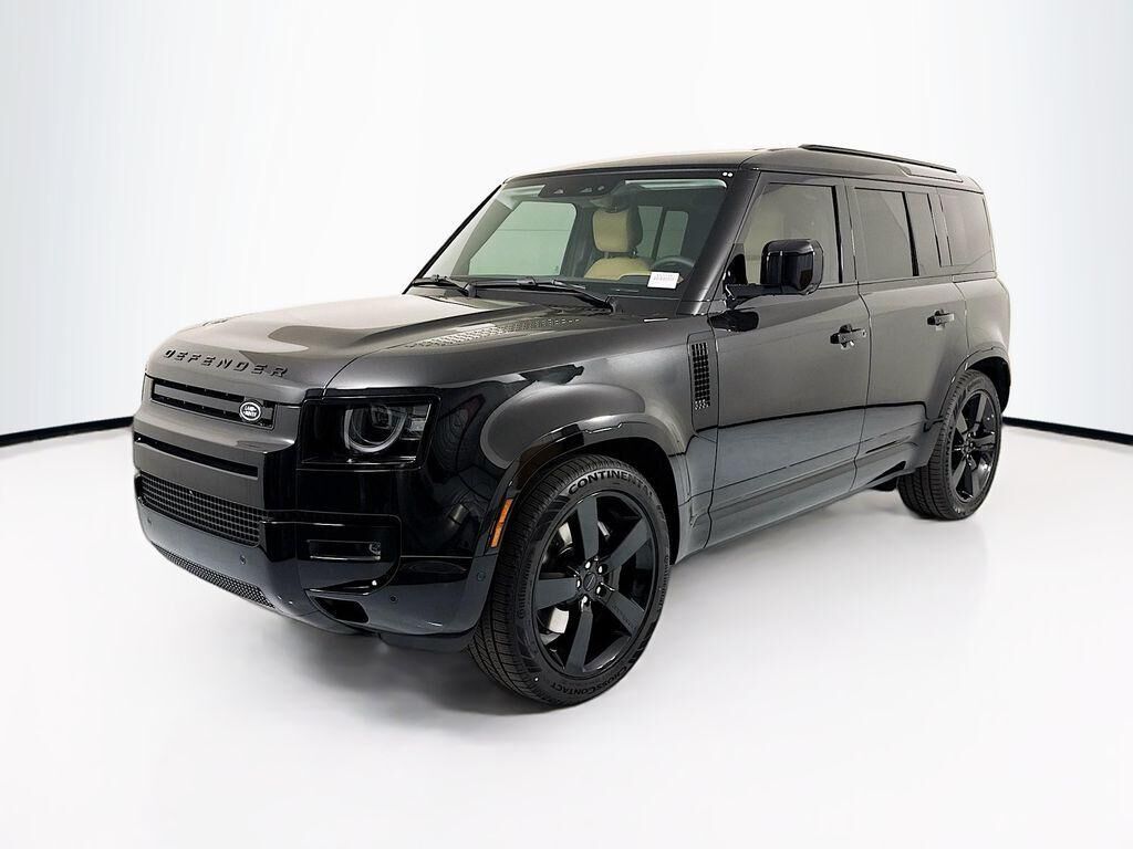 2026 LAND ROVER Defender