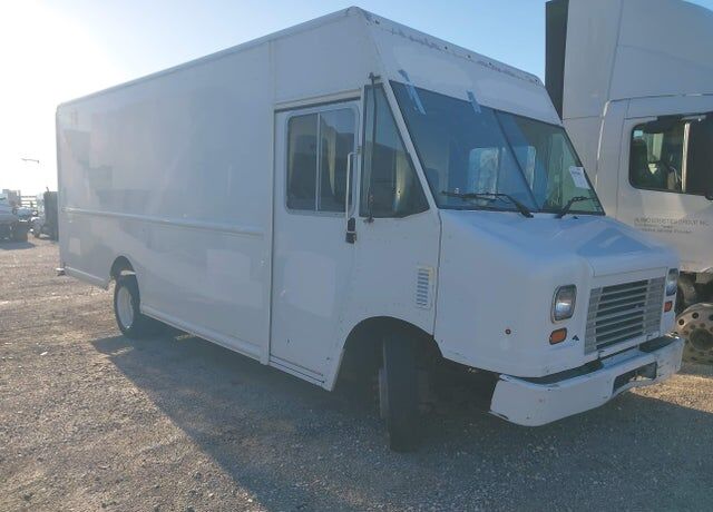 2015 FORD Commercial Chassis