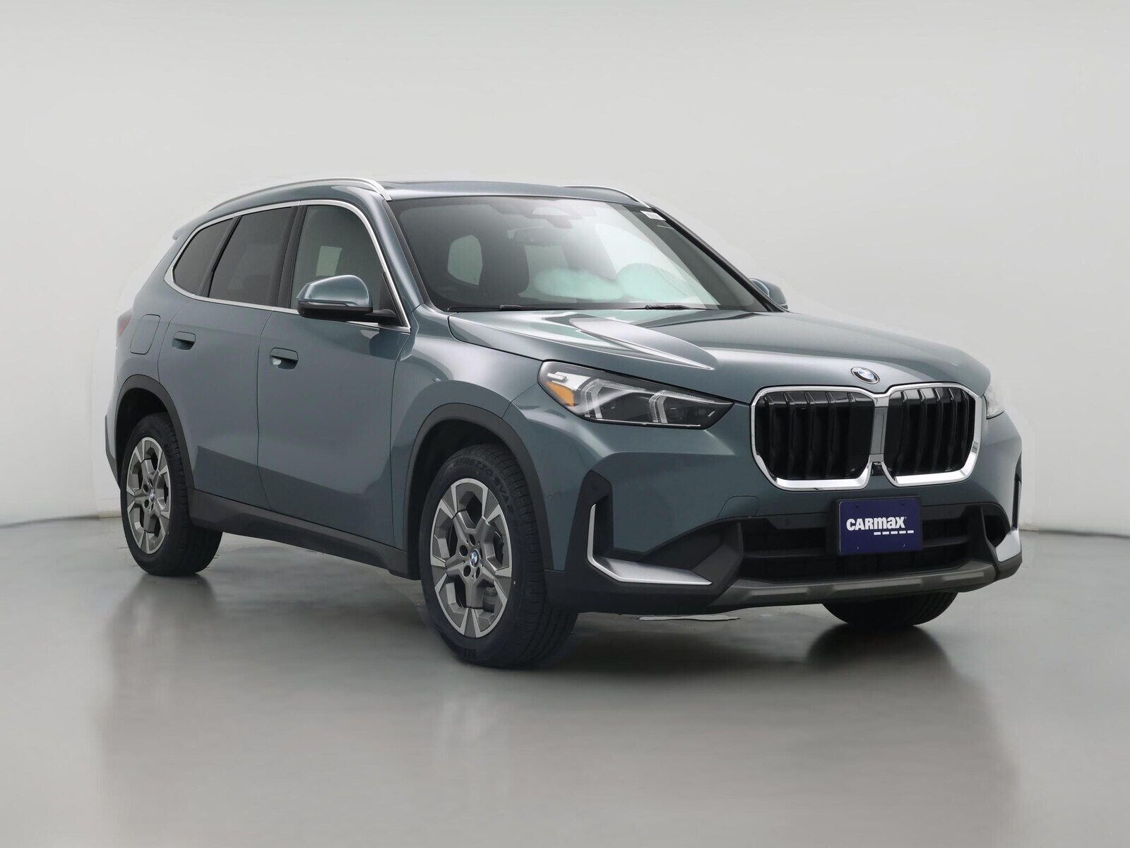 2023 BMW X1