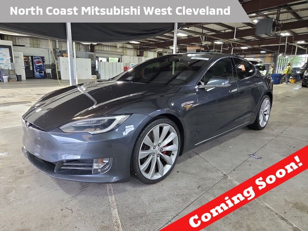 2016 TESLA Model S