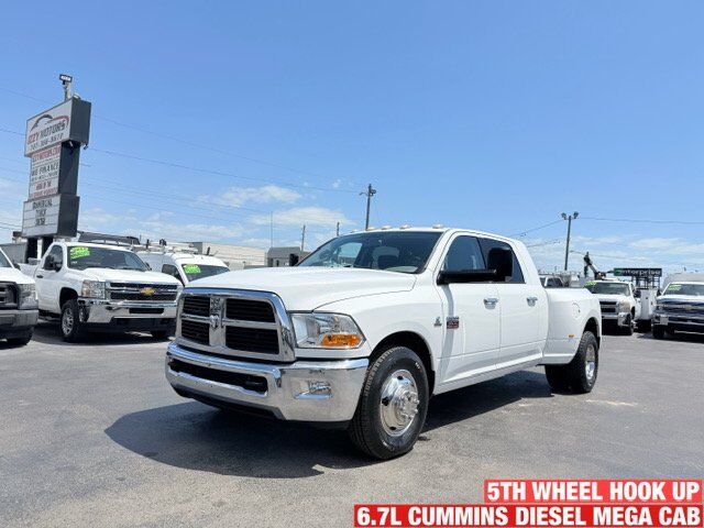 2012 DODGE Ram