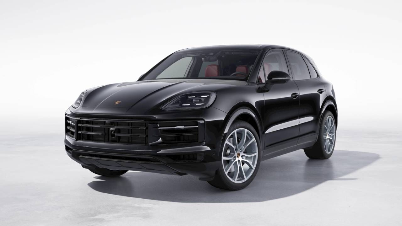 2024 PORSCHE Cayenne