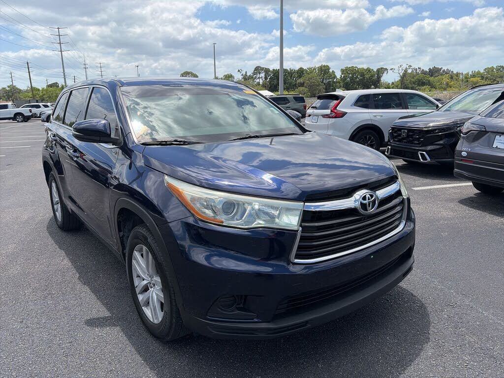 2016 TOYOTA Highlander