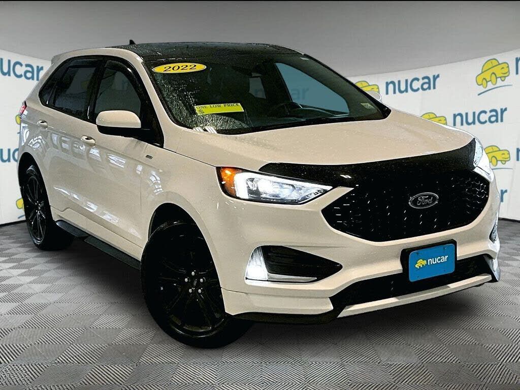 2022 FORD Edge