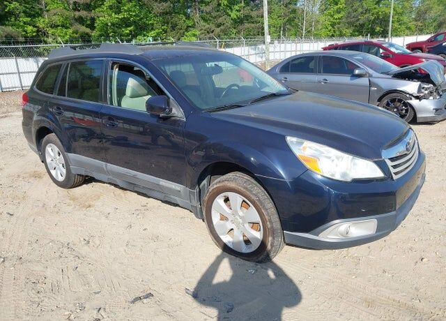 2012 SUBARU Outback