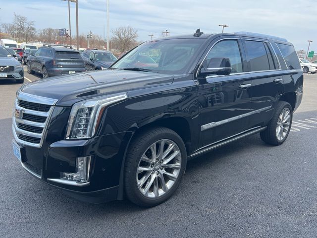 2017 CADILLAC Escalade
