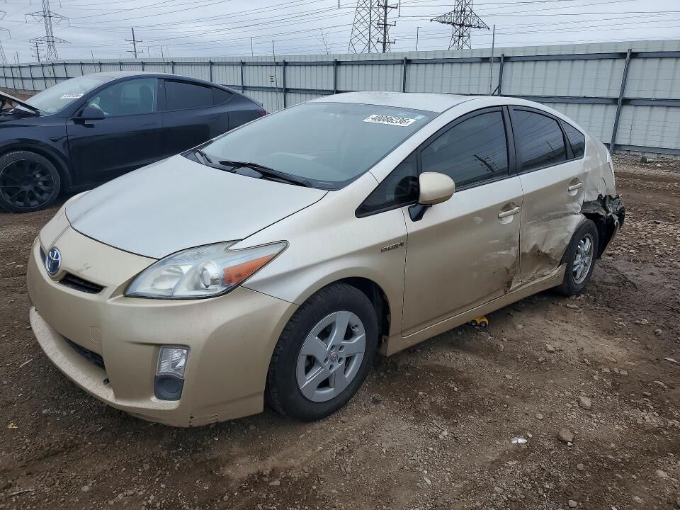 2011 TOYOTA PRIUS