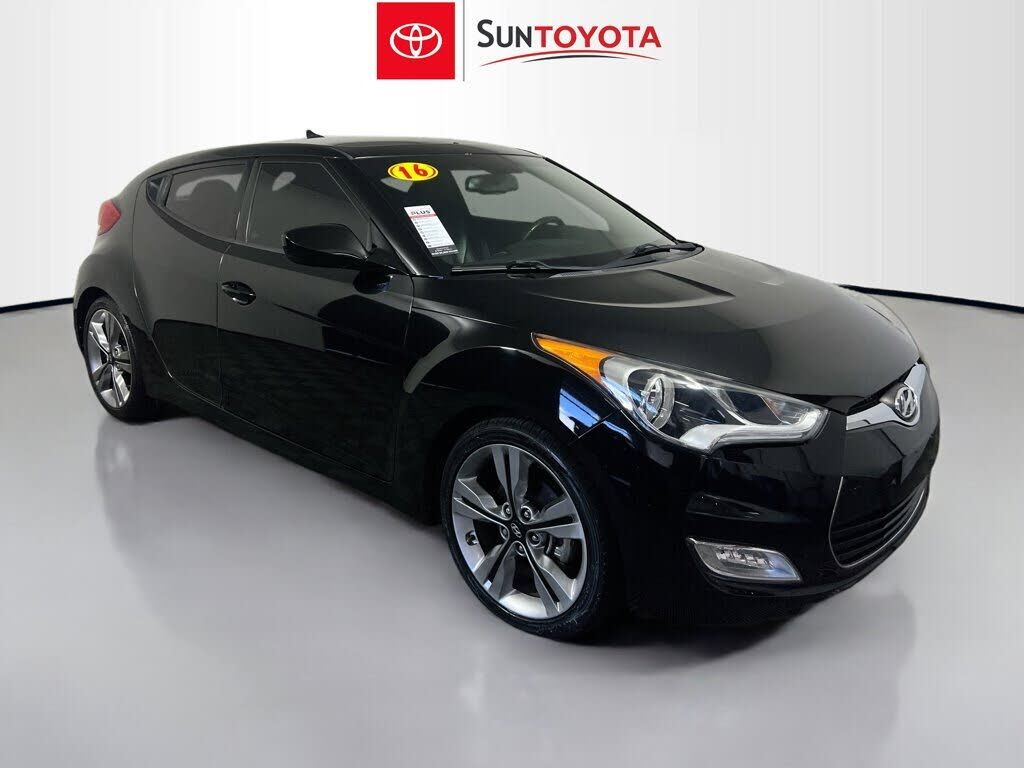 2016 HYUNDAI Veloster