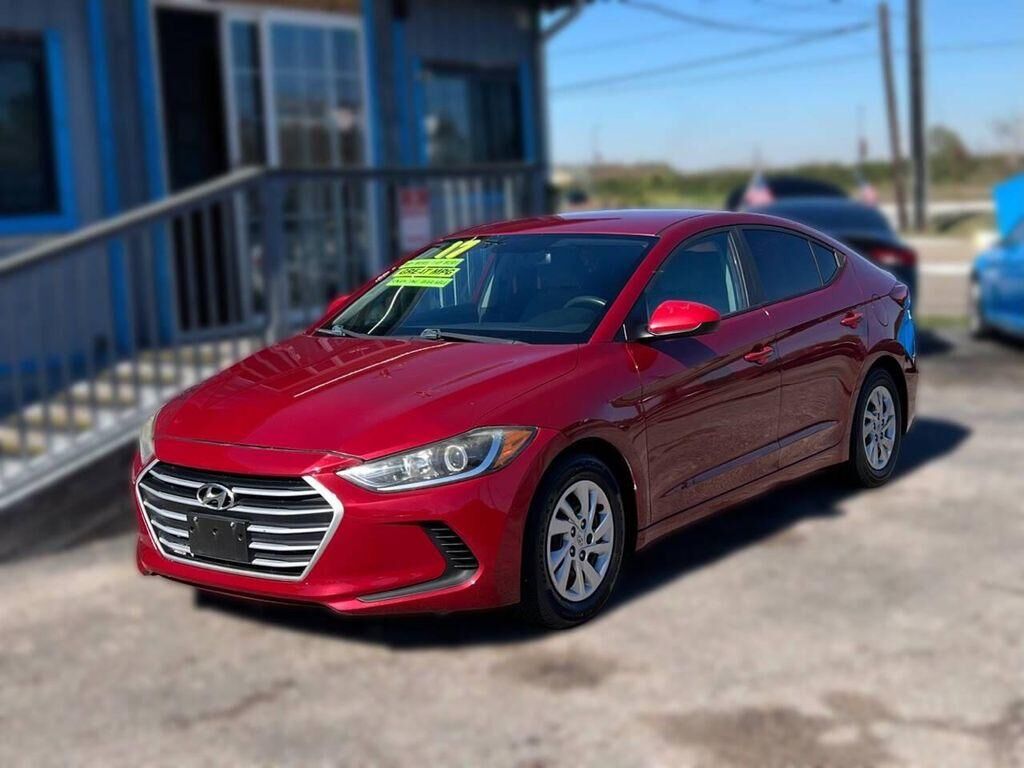 2017 HYUNDAI Elantra