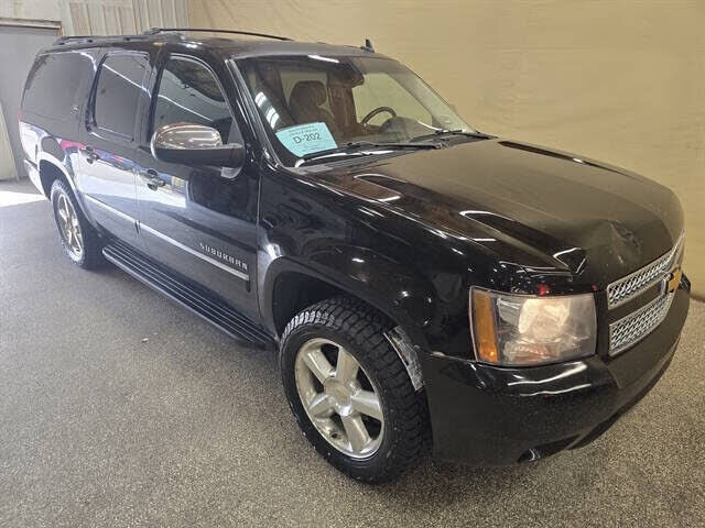 2014 CHEVROLET Suburban
