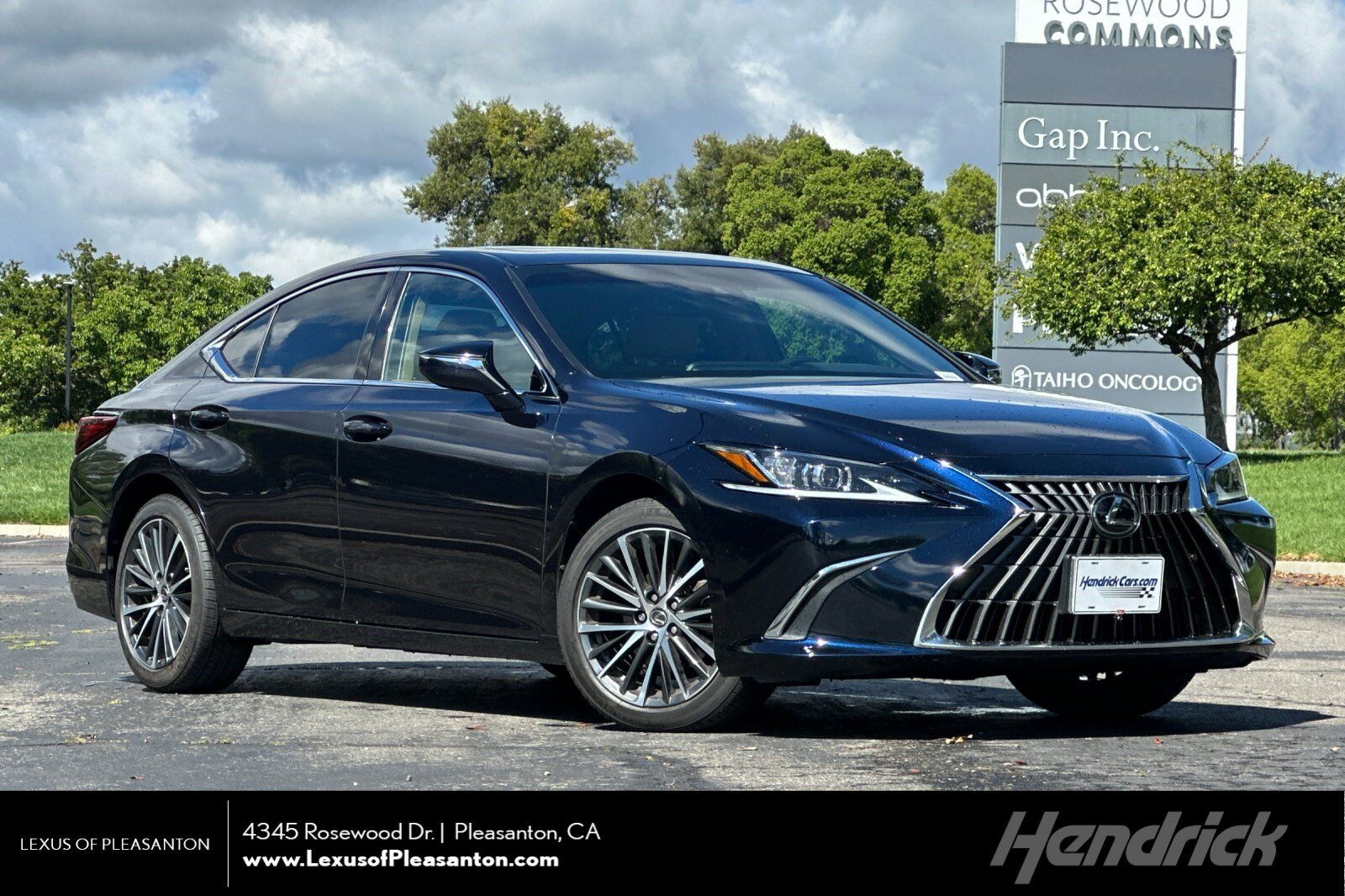 2022 LEXUS ES